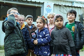 MİNİK KALPLERE HAYVAN SEVGİSİ AŞILANIYOR